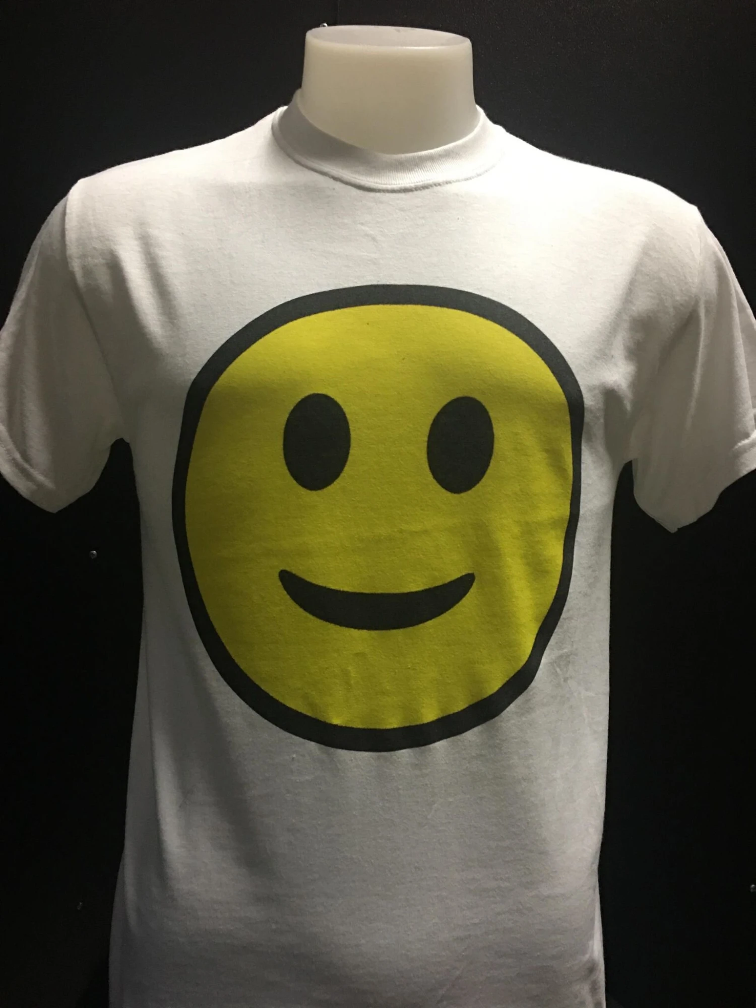 Classic Smiley - T Shirt — Inacoma 3 Classic Smiley - T Shirt — Inacoma