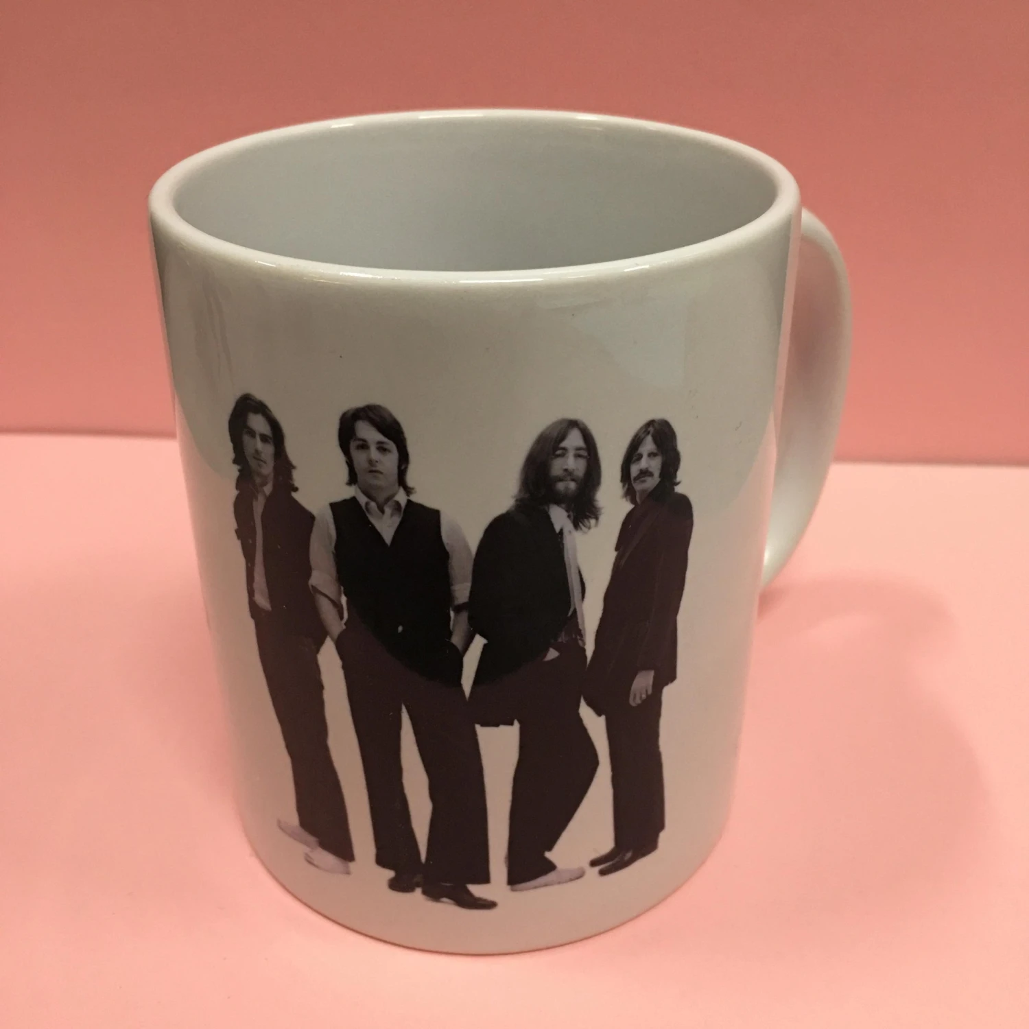 THE BEATLES - COFFEE CUP/MUG — Inacoma 3 THE BEATLES - COFFEE CUP/MUG — Inacoma