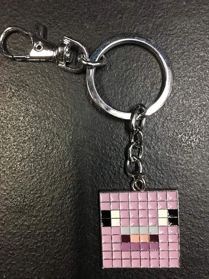 Minecraft - Pig Keyring — Inacoma 3 Minecraft - Pig Keyring — Inacoma