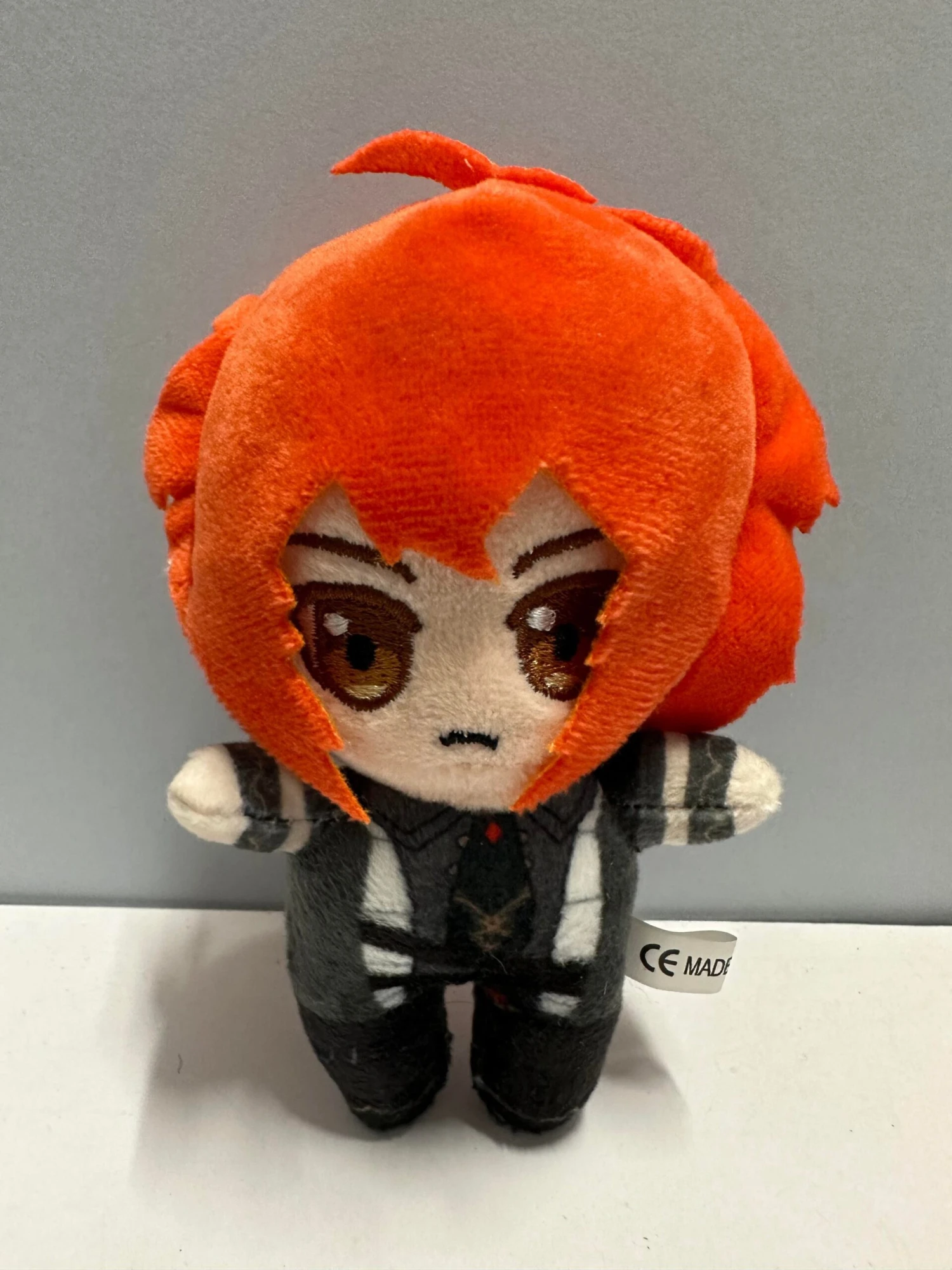 Genshin Impact Diluc Ragnvindr - Keyring/Hanging Plush — Inacoma 6 Genshin Impact Diluc Ragnvindr - Keyring/Hanging Plush — Inacoma - Image 4