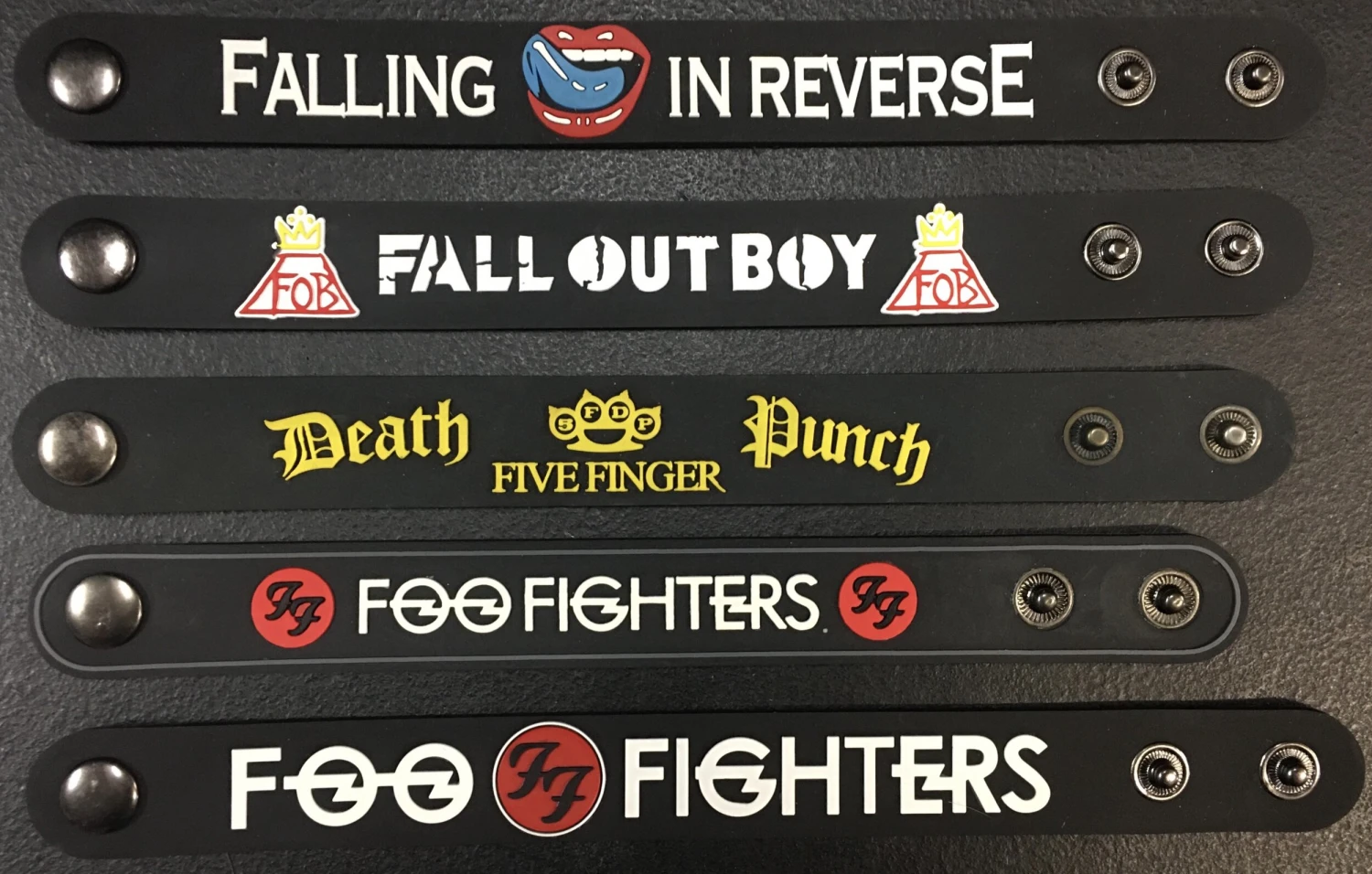 “F” MUSIC WRIST BANDS — Inacoma 3 “F” MUSIC WRIST BANDS — Inacoma