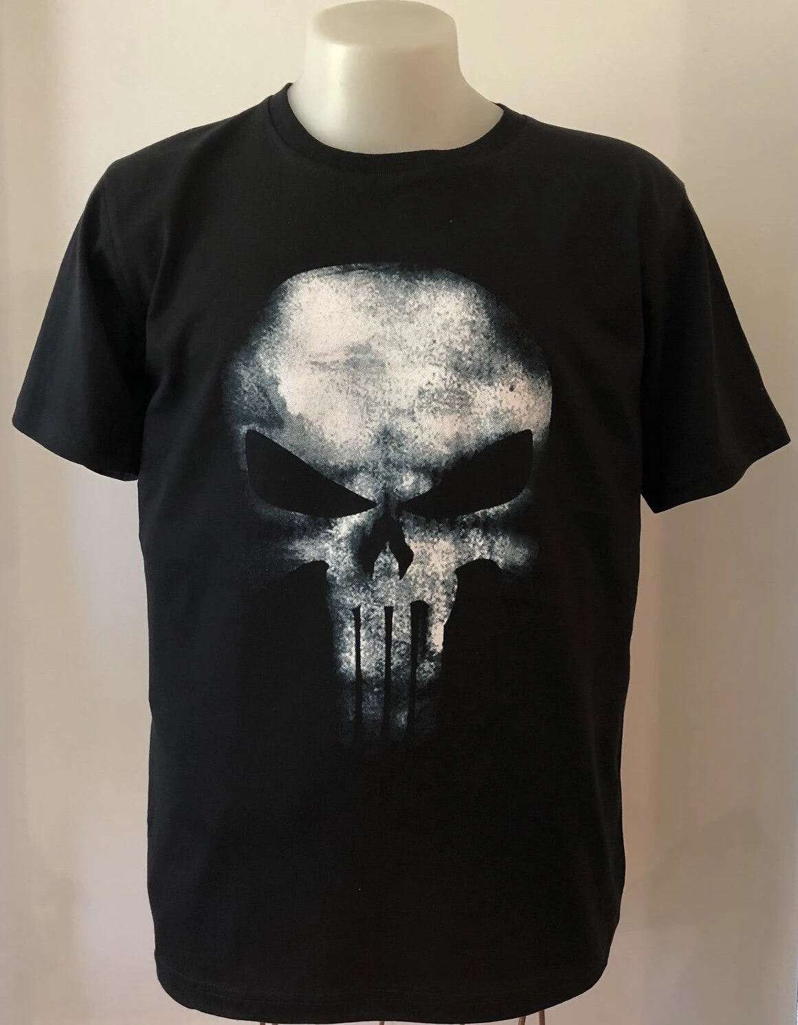 PUNISHER - MOVIE LOGO — Inacoma 3 PUNISHER - MOVIE LOGO — Inacoma