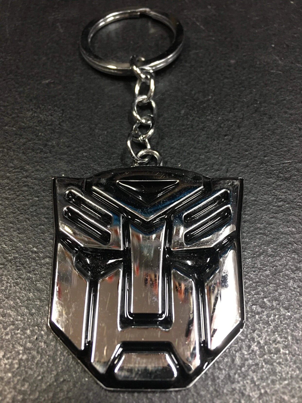 Transformers - Autobot Logo Metal Keyring — Inacoma 3 Transformers - Autobot Logo Metal Keyring — Inacoma