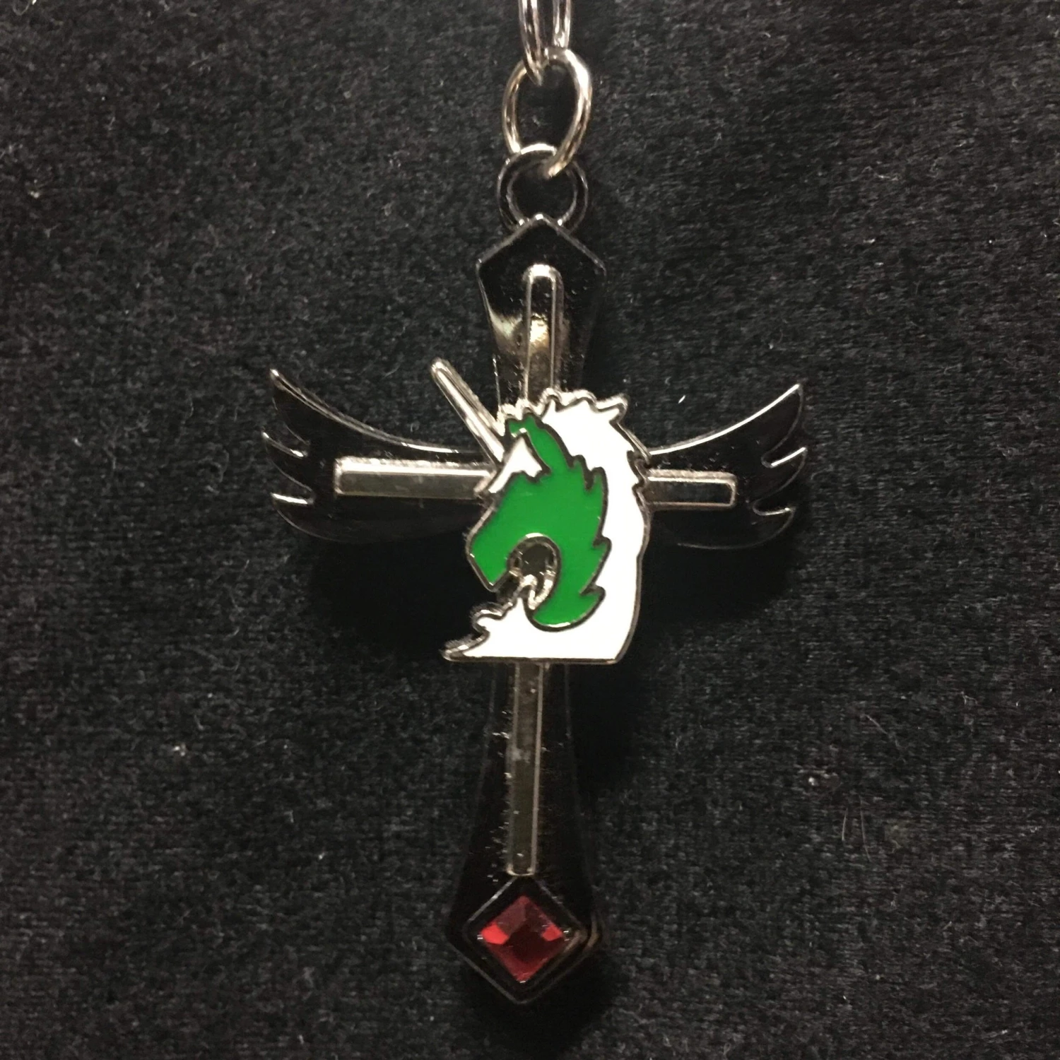 Attack On Titan - Military Police On Cross Keyring — Inacoma 3 Attack On Titan - Military Police On Cross Keyring — Inacoma