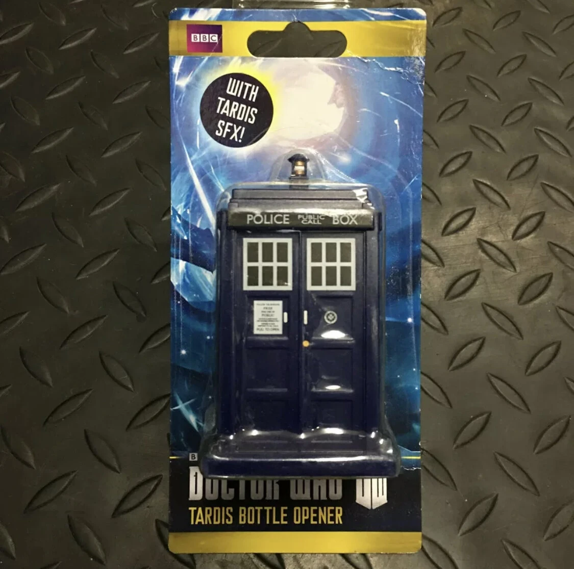 Doctor Who - Tardis Bottle Opener — Inacoma 2 Doctor Who - Tardis Bottle Opener — Inacoma