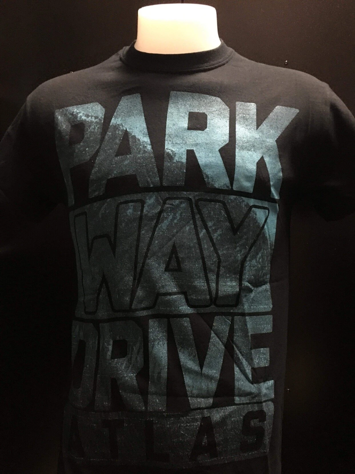 Parkway Drive - Atlas — Inacoma 3 Parkway Drive - Atlas — Inacoma
