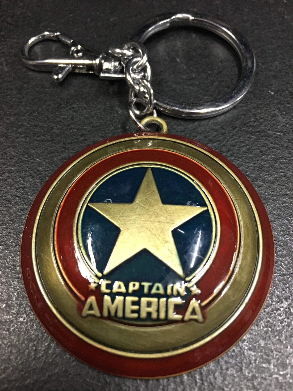 Captain America - Shield Metal Keyring — Inacoma 3 Captain America - Shield Metal Keyring — Inacoma