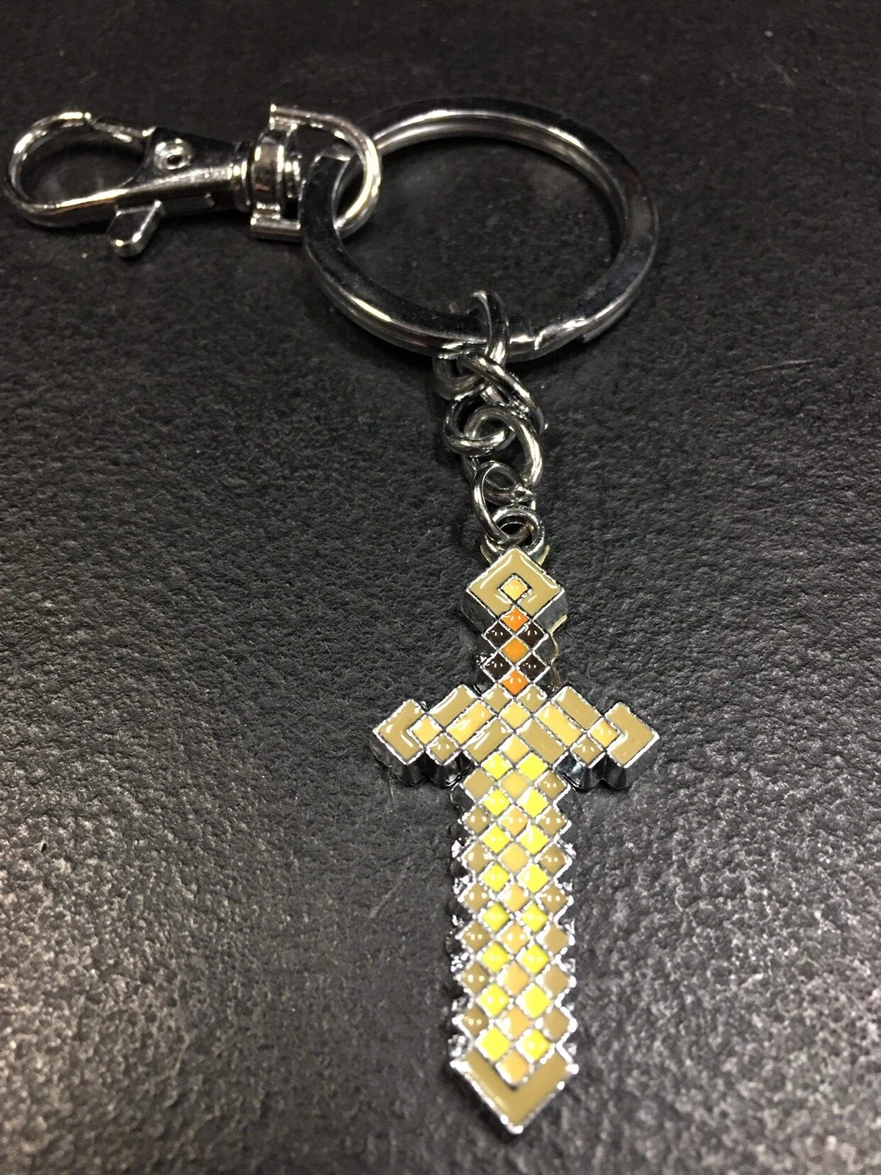 Minecraft - Golden Sword Keyring — Inacoma 3 Minecraft - Golden Sword Keyring — Inacoma